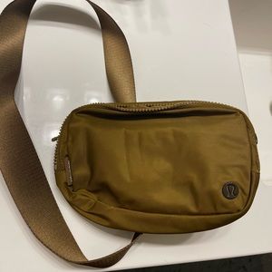 Lululemon belt bag